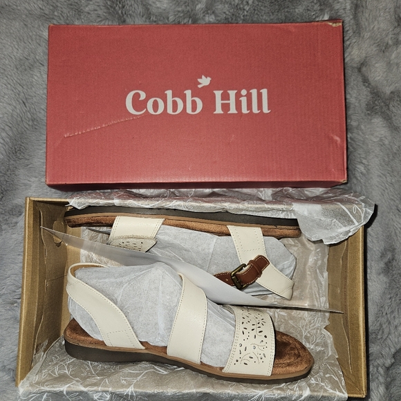 NEW! Cobb Hill Women's Size 7 White Tan Leather Sandals Zion Flats NIB - Picture 3 of 11
